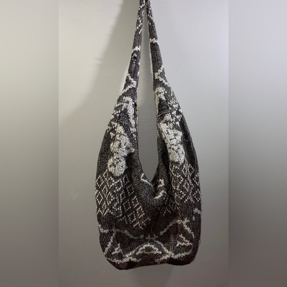 Urban Renewal➕Urban Outfitters Pattern Block Sweater Hobo Bag